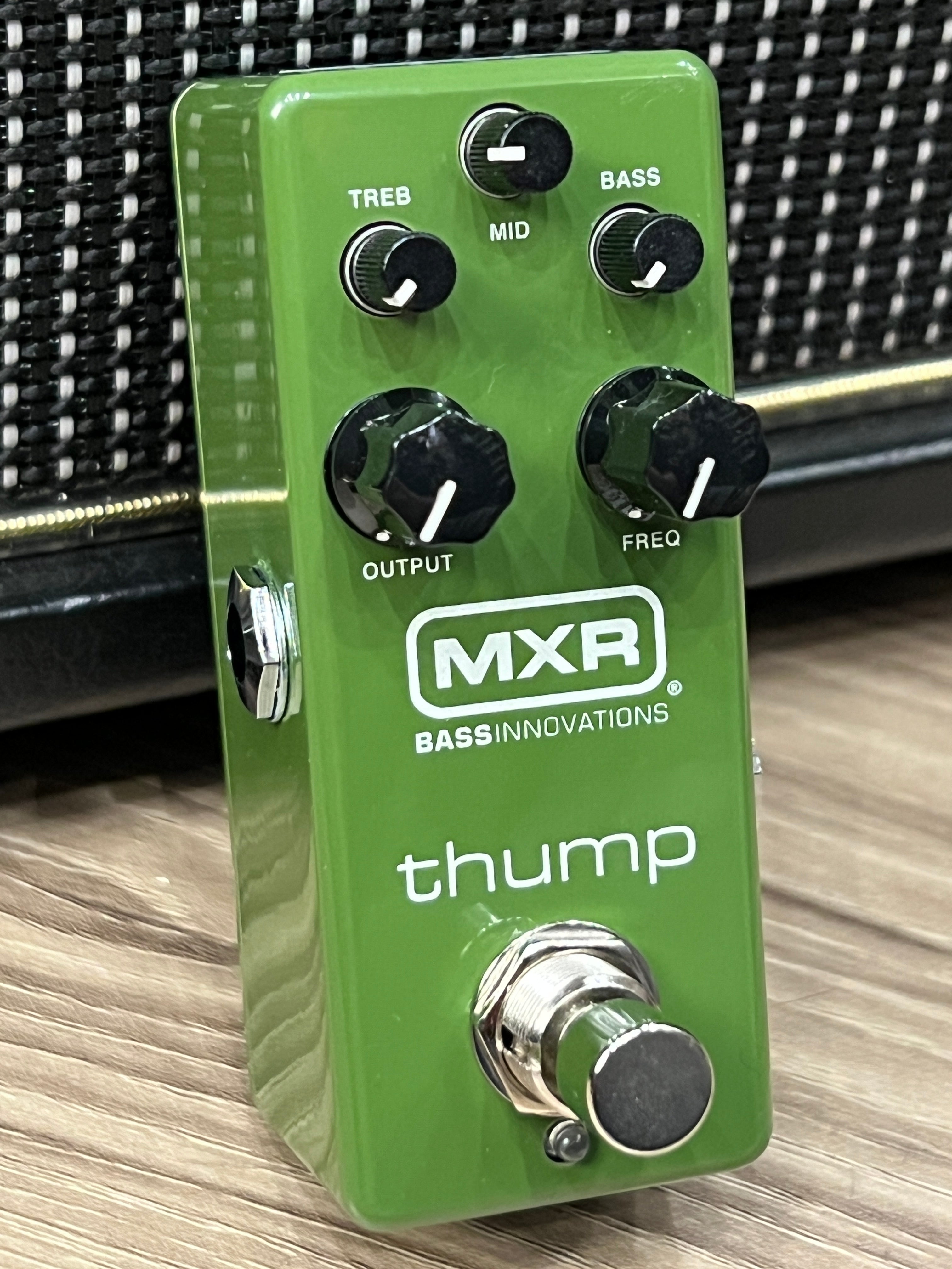 MXR Thump Bass Preamp M-281 – nafiriguitar.com
