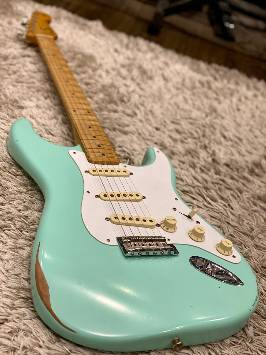 Fender Vintera Road Worn `50s Stratocaster in Surf Green