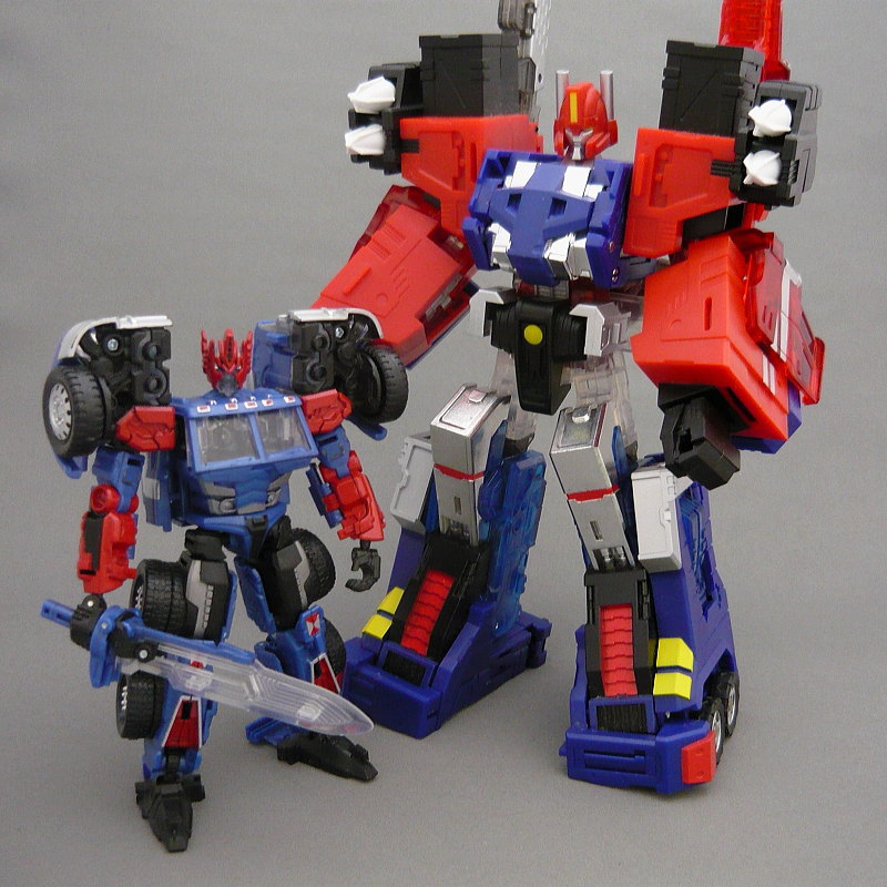 ウルトラマグナス(BOTCON2012) - エキサイティング トランスフォーマー！