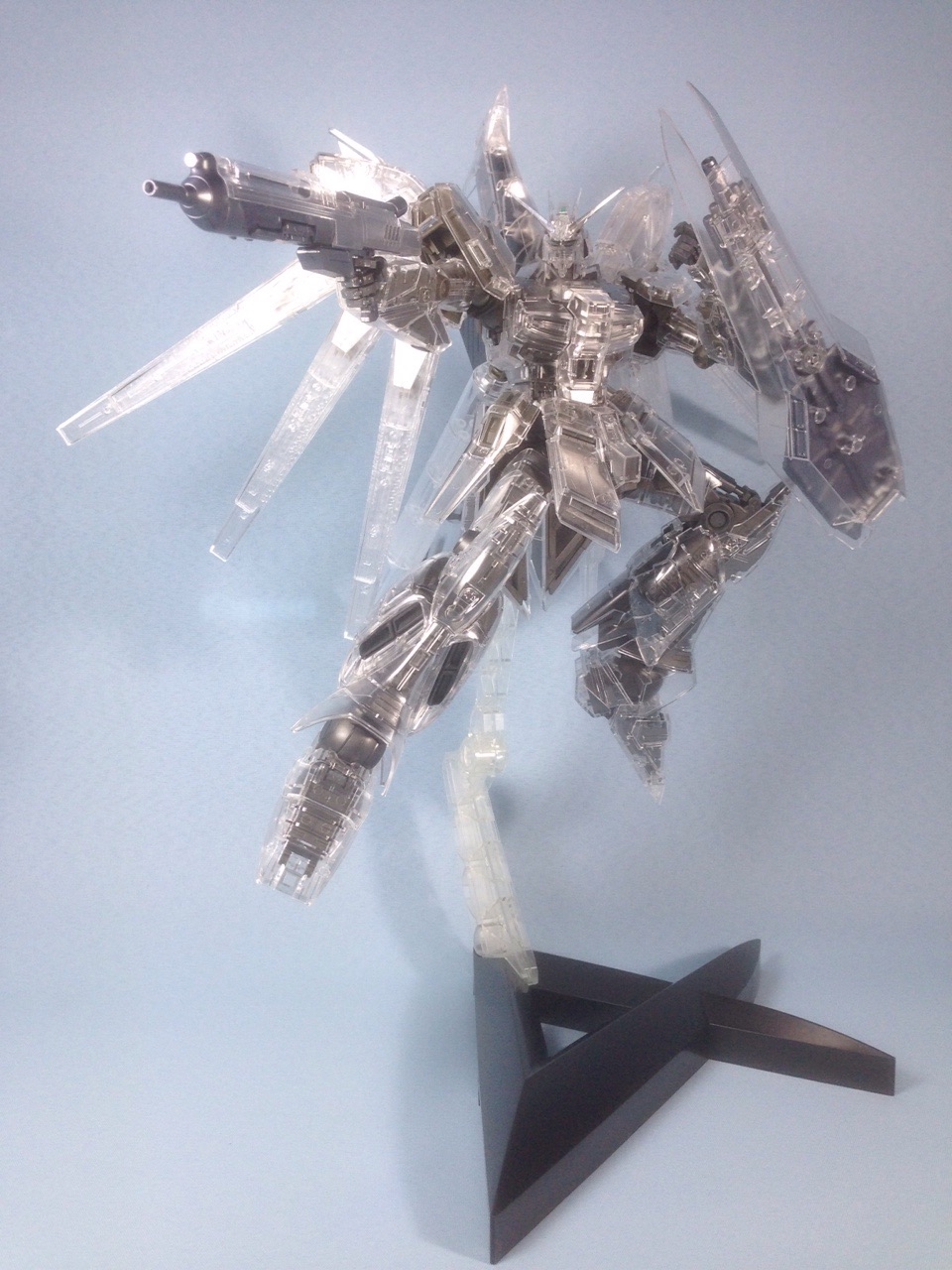 ガンプラEXPO2015限定 MG 1/100 FA-93-ν2HWS Hi-νガンダム H.W.S〔ver