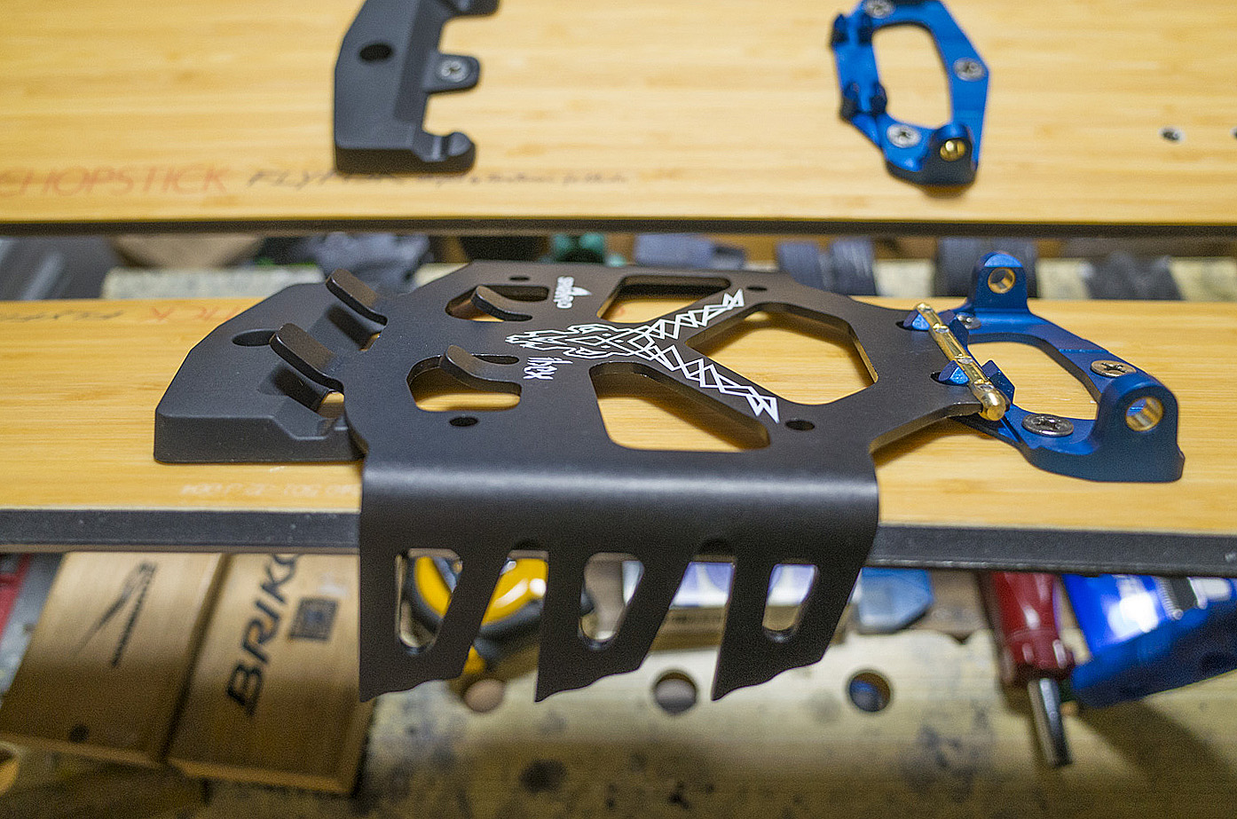 SPARK R&D IBEX クランポン（ワイド） - 土と雪と: