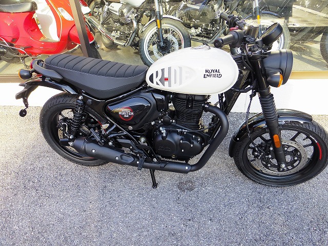 ハンター350 純正オプションシート2タイプ |