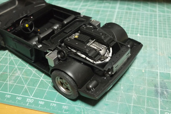 フジミ 1／24 フェラーリ365GT4BB その3: えり庵