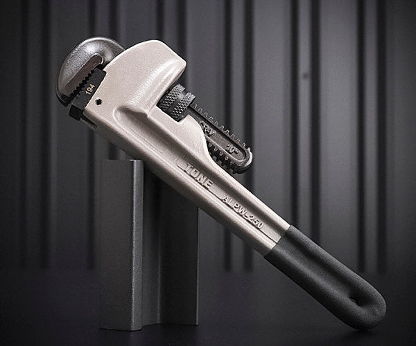 TONE パイプレンチ(アルミ製) 全長248mm 口開き45mm (ALPW-250