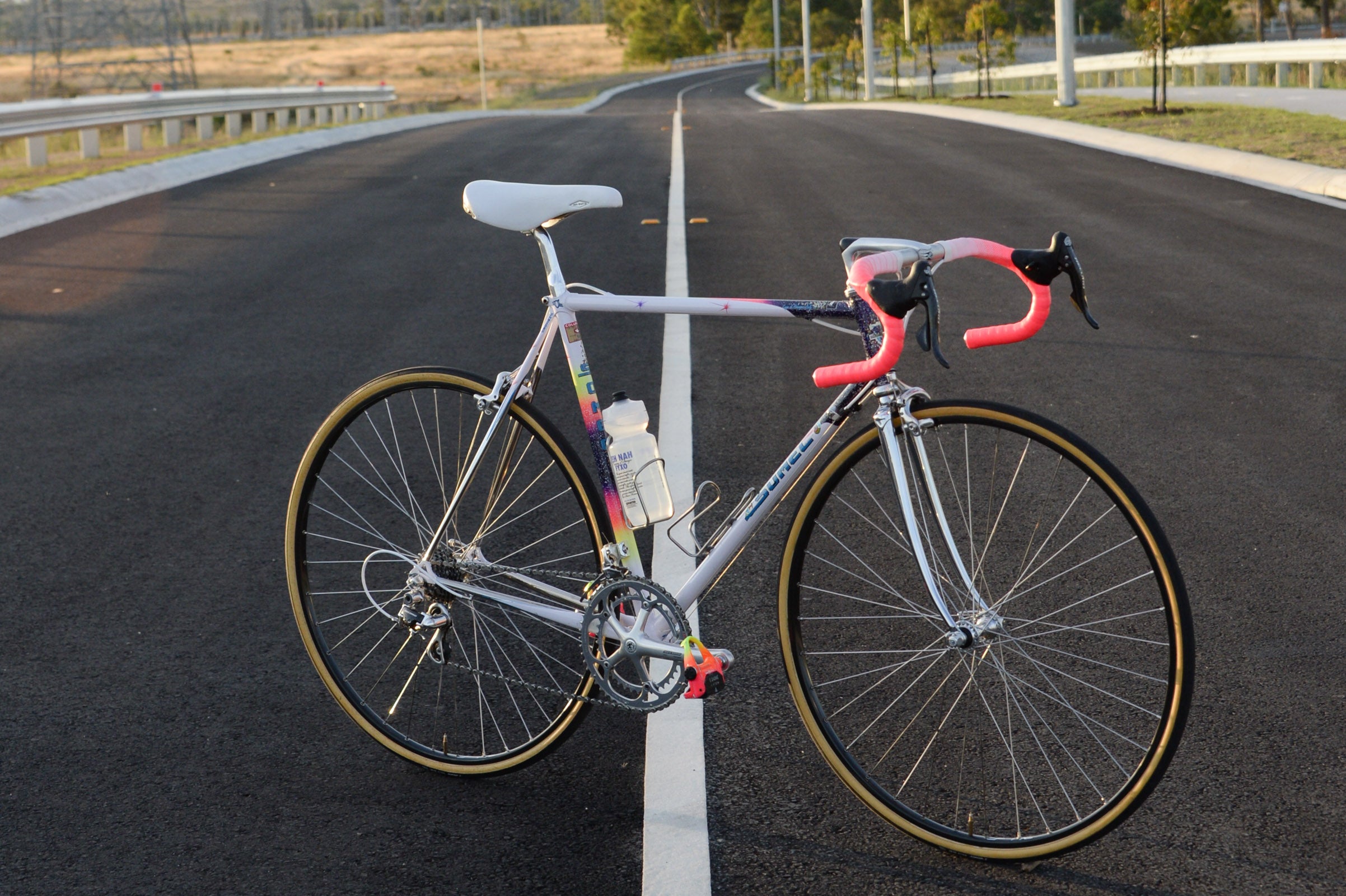 A Beautiful Bike | Somec AIR - Campagnolo 10s Record – FYXO