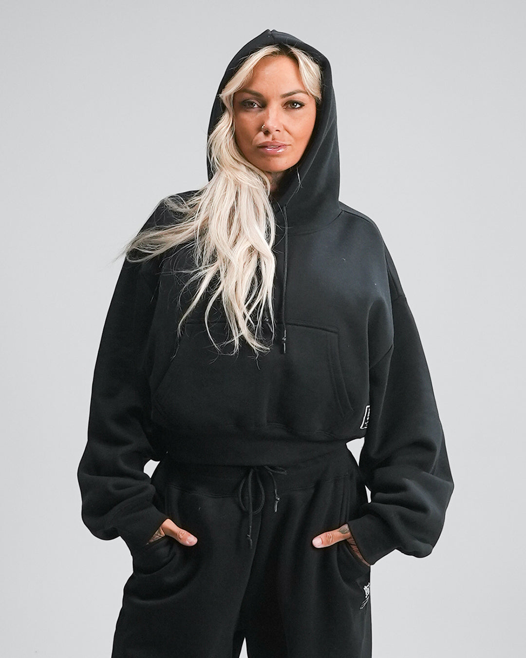 WOMENS OVERSIZED CROP HOODIE - BLACK – FLAG NOR FAIL