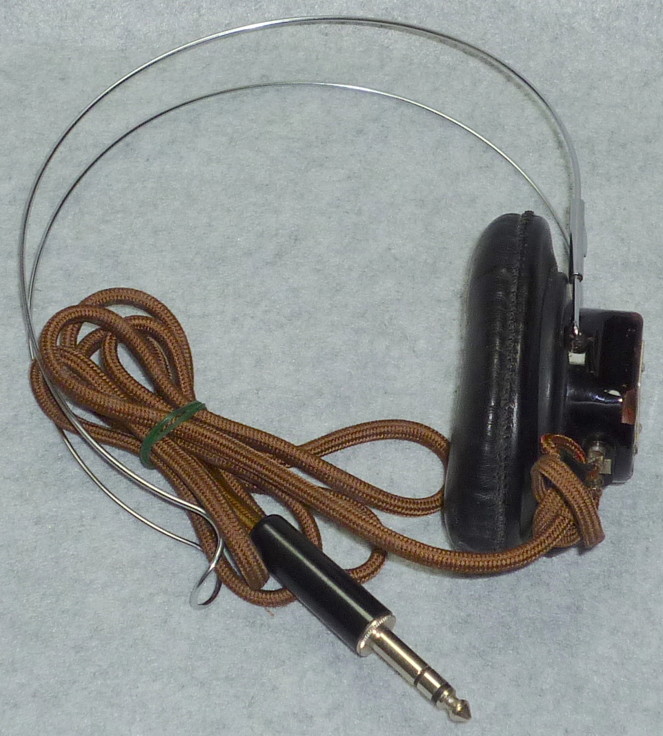 ELEGA DR592ヘッドホン専用ラジオ