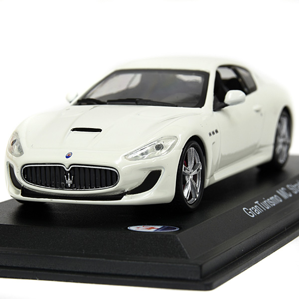 1/43 MASERATI GranTurismo MC Stradale Miniature Model : Italian
