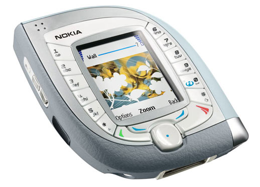 Mobile：ユニークな形の3G端末「Nokia 7600」、日本発売へ