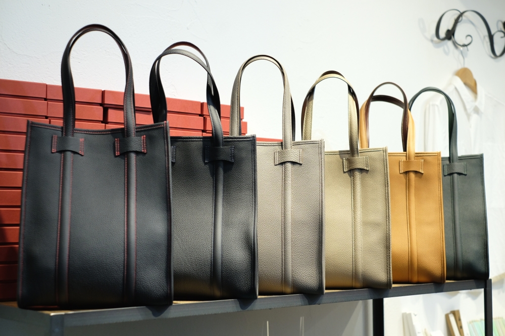 ル・ボナーの久方ぶり、ディプロマ・トートの入荷について。 | CIRCLE