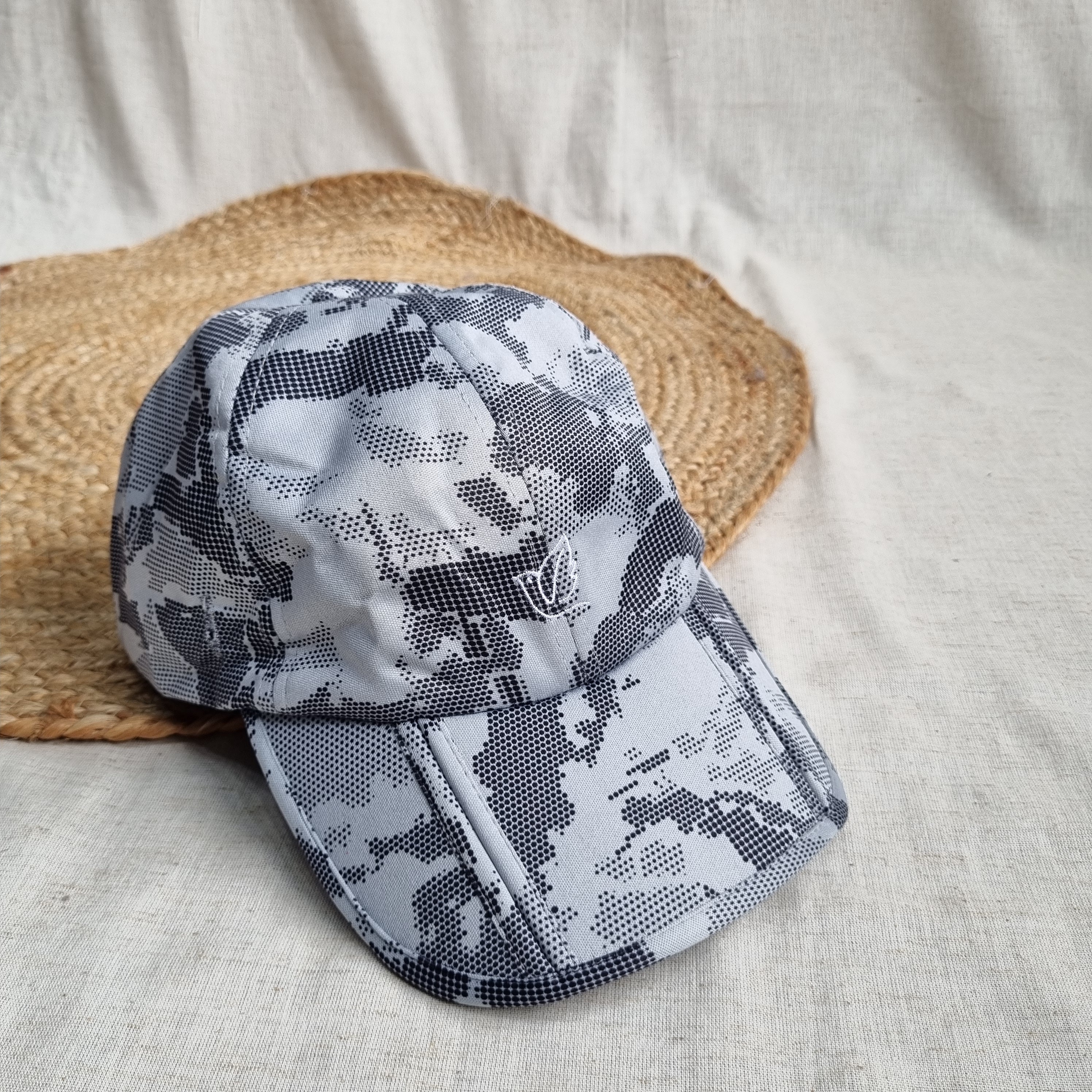 Dry Fit Sunglass Holder Cap-Grey Camo Print – Jungle Stories