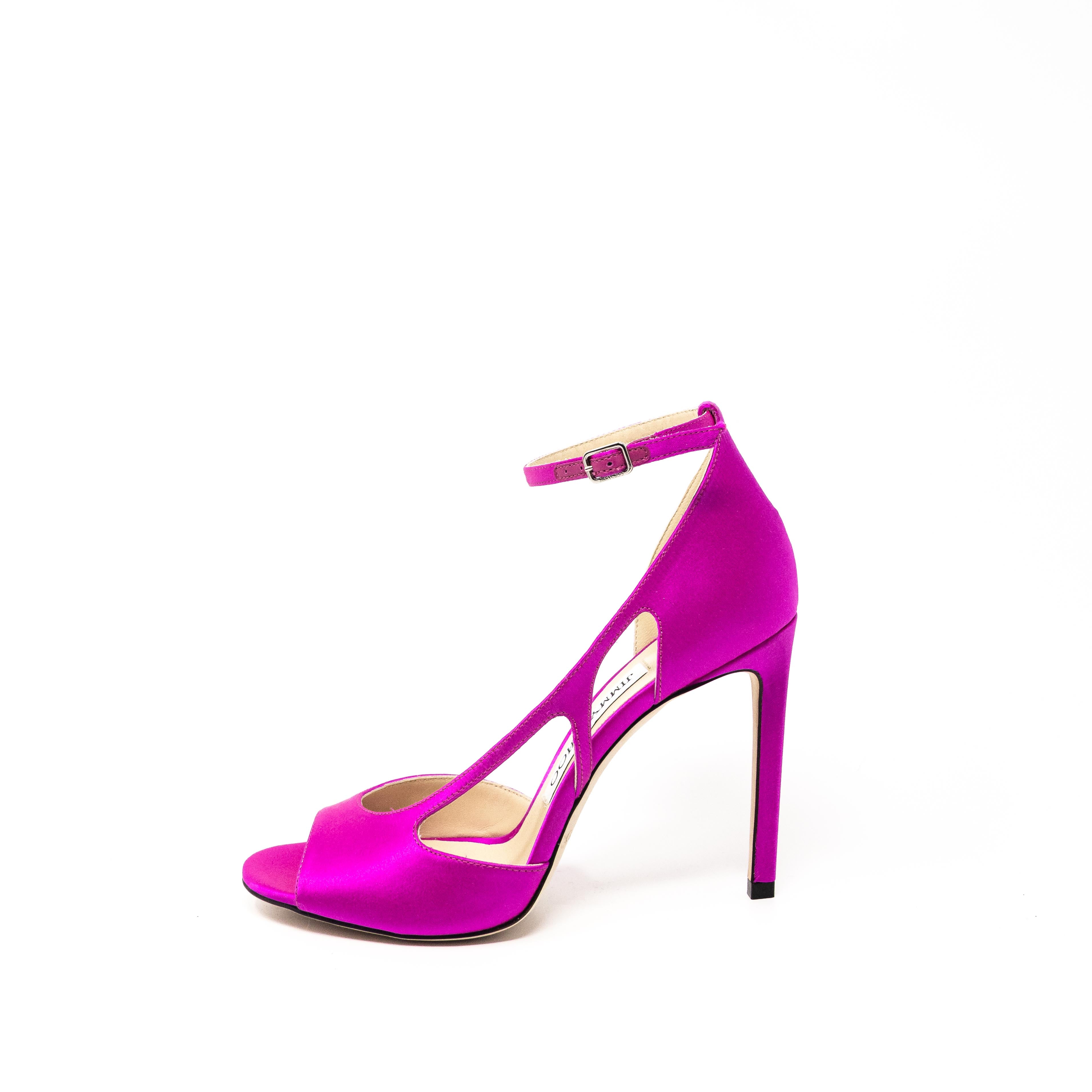 R7__0896.jpg?v=1732140645&