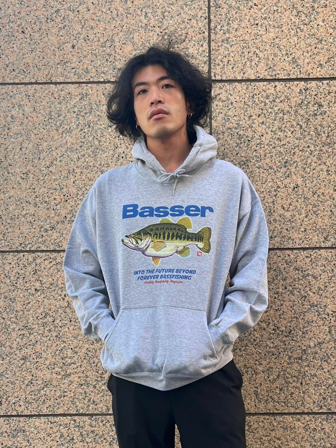 Basser HOODIE フルカラープリント by 八百板浩司 – JAPAN ANGLERS STORE