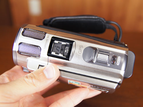 ソニーのハンディカム HDR-CX560Vの開封レビュー | カズチャンネル