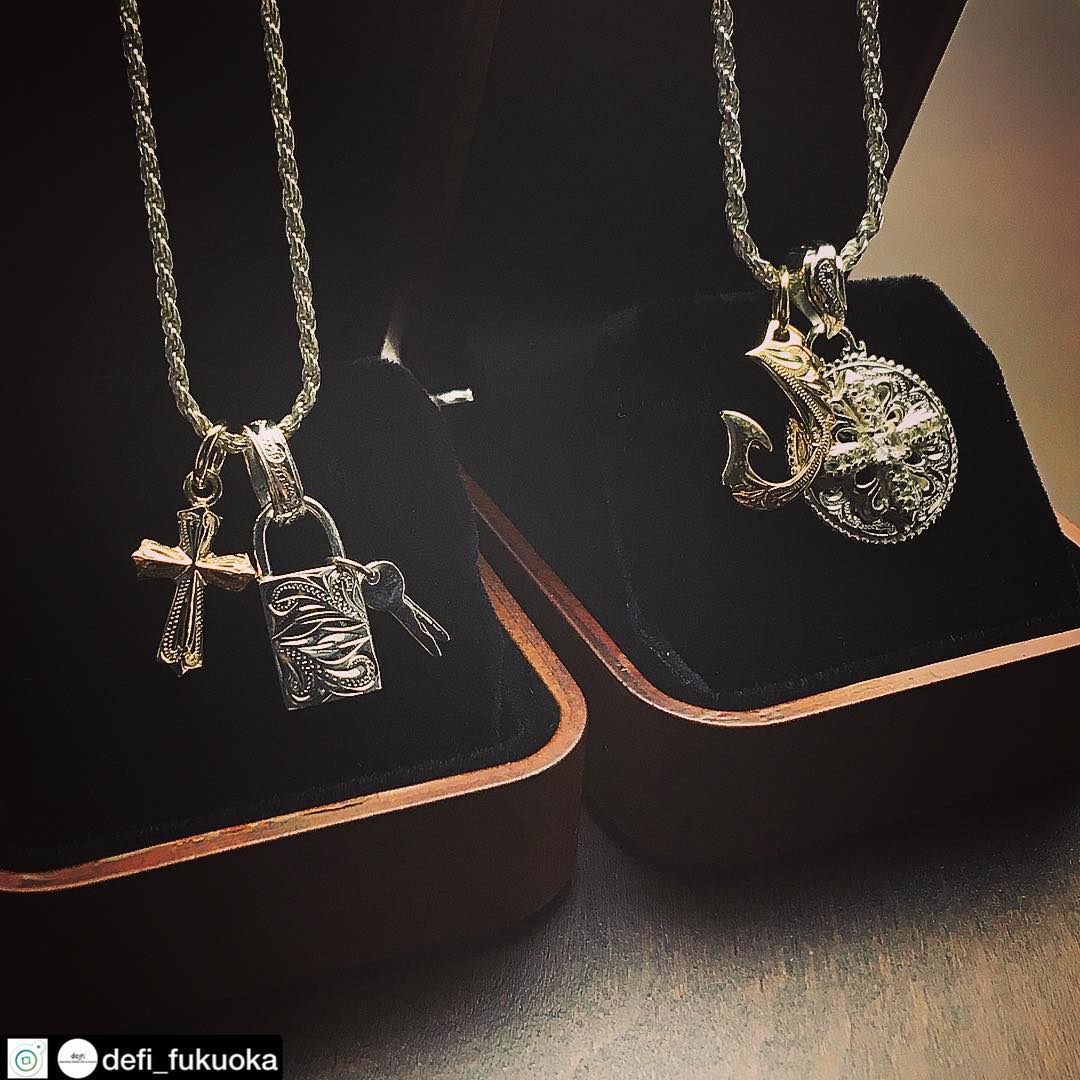 フィッシュフック（イエローゴールド） - ハワイアンジュエリー Lono