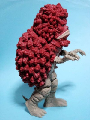 組立式DXウルトラ怪獣ソフビフィギュア/ガラモン: Shirow's