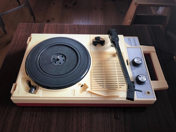 コロンビア ポータブルプレイヤー GP-3 - BLOG | Table Talk 小池高弘+