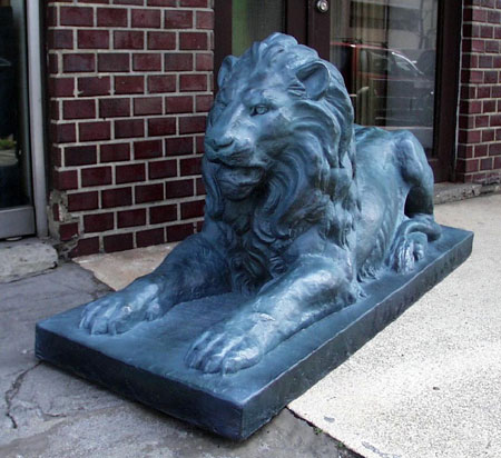 ライオン像