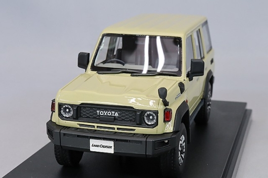 トヨタ ランドクルーザー 70 AX 2023 ベージュ [ミニカーショップ ゼロ