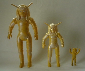 真水稔生の『ソフビ大好き！』 第63回「今日もマグマは空を飛ぶ」