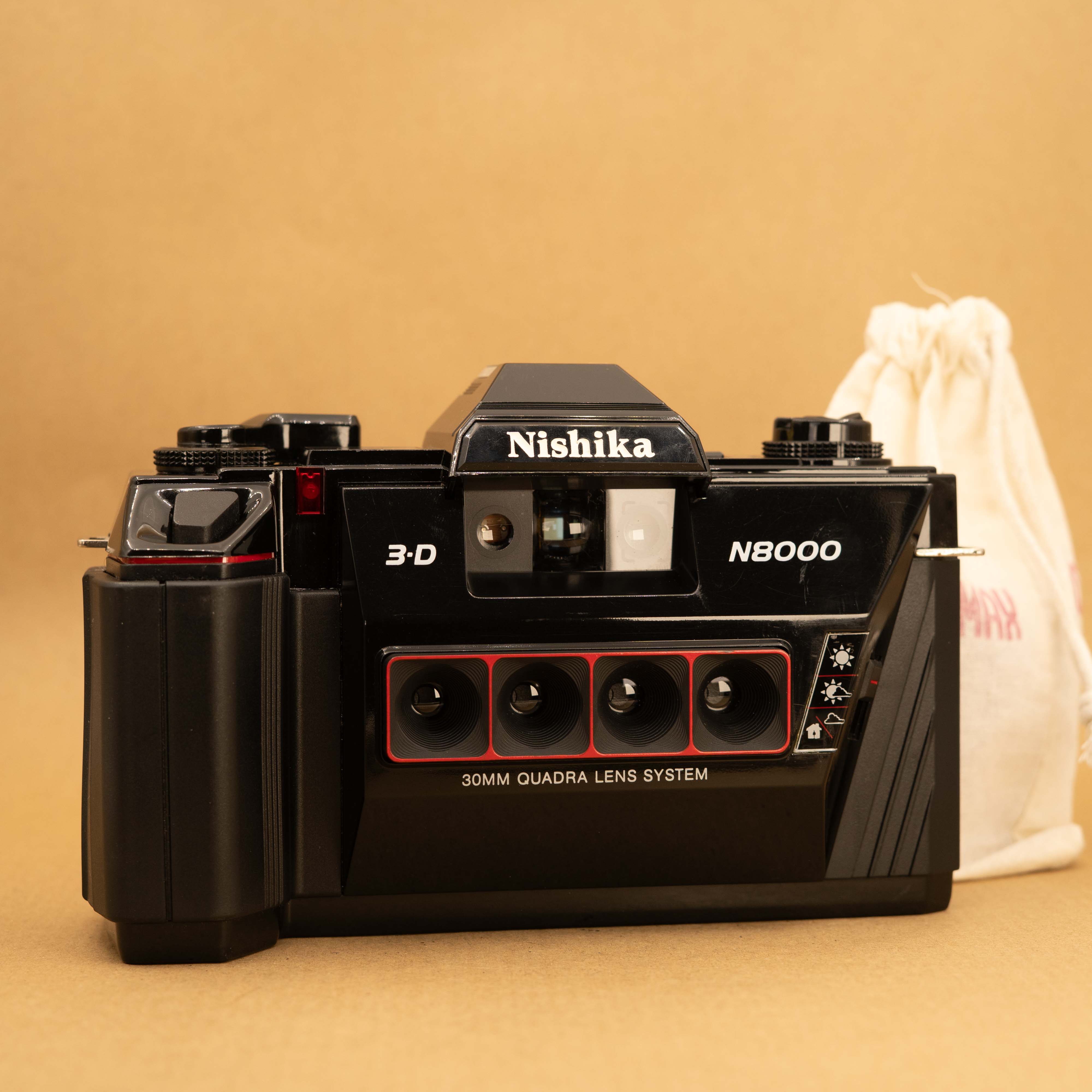 Nishika N8000 3D 35mm Film Camera with Roll of Film - Refurbished
