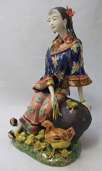 鶏と遊び・民国少女 中国石湾窯