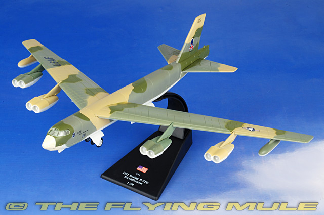B-52H Stratofortress 1:200 Diecast Model - Amercom AM-ACLB03 - $21.95