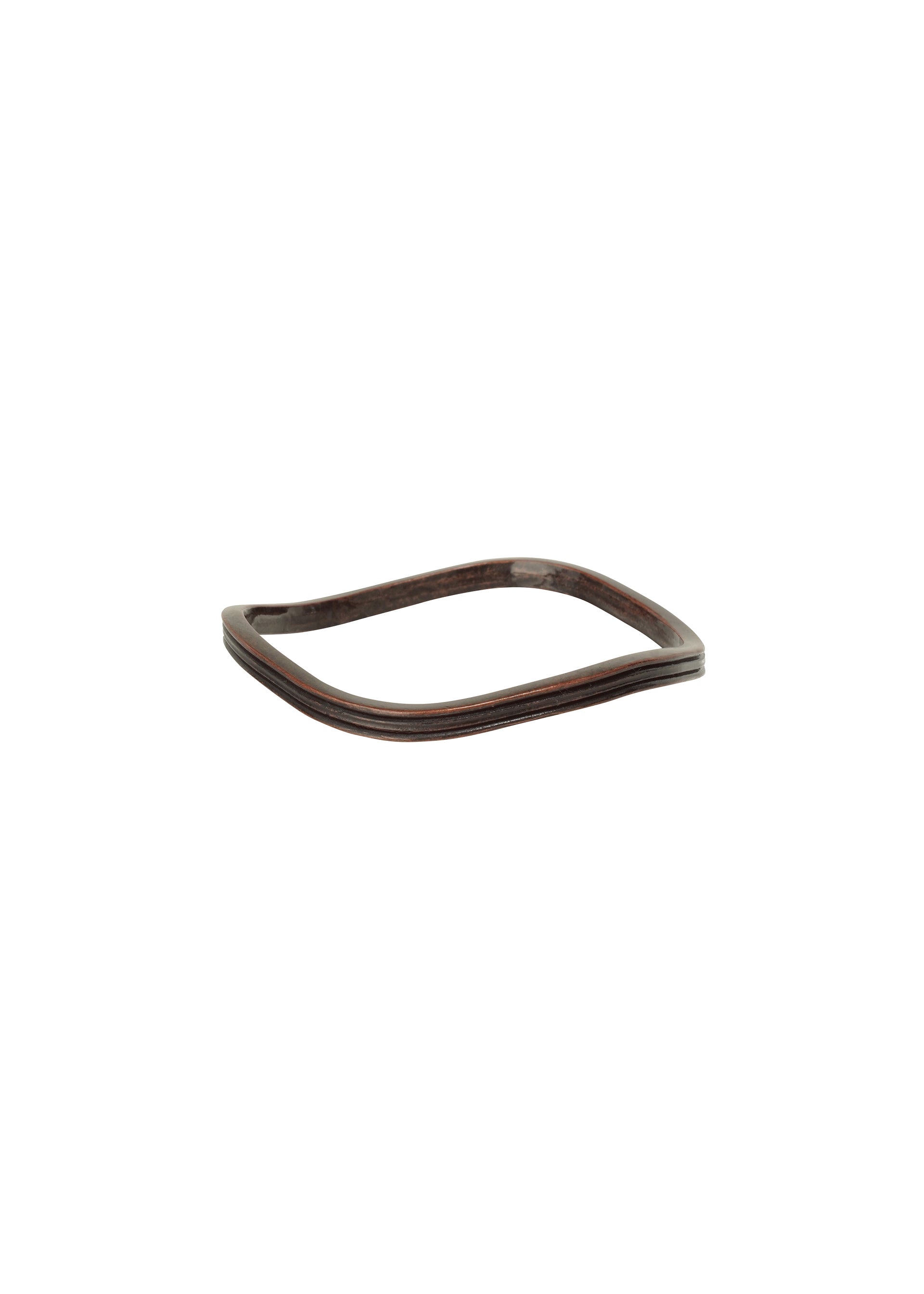 ENGRAVE BANGLE – isseymiyake.com