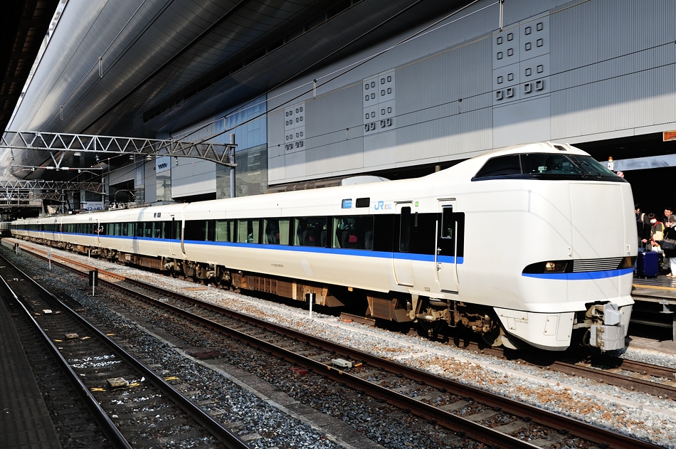 Kano鉄道局 683系