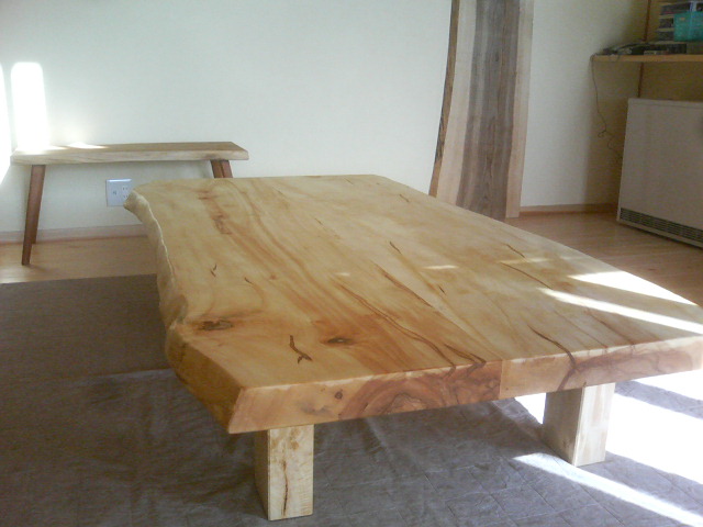 テーブル・座卓: 無垢の一枚板で創る手作り家具ならMASAKI工房（石川県