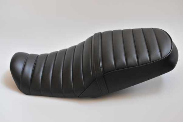 HONDA CB1100 ホンダ 防水タックロール シート加工 seat