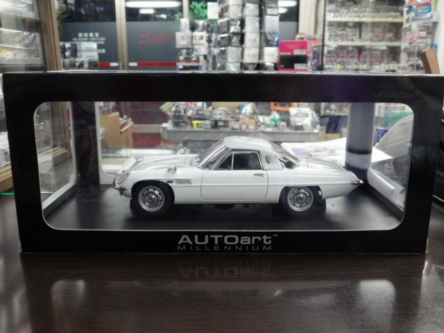 ミニカーショップグローバル - 1/18 オートアート マツダ コスモ