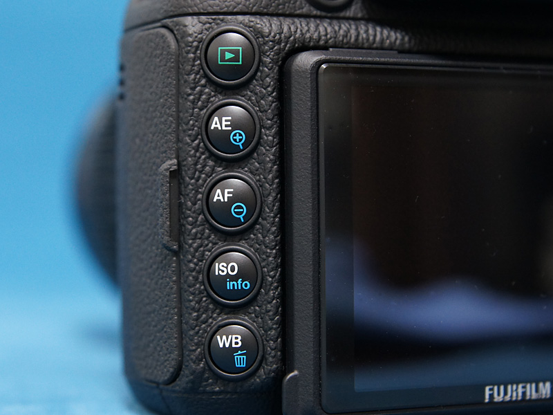 富士フイルム FUJIFILM X-S1の徹底レビュー 高級コンパクト /monox