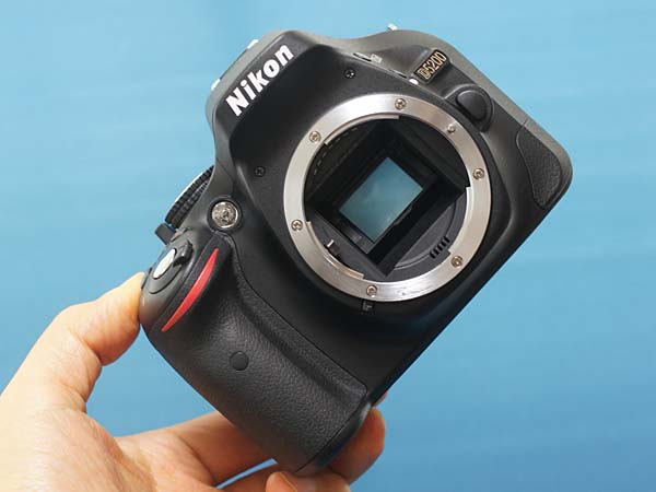 ニコン Nikon D5200の位置づけと概要 ミラーレスカメラ/monoxデジカメ
