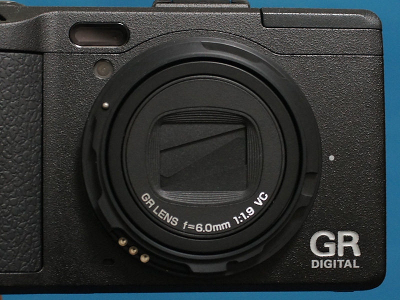 リコー GR DIGITAL IVの外観をみる /monox デジカメ 比較 レビュー