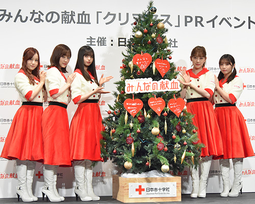 乃木坂46齋藤飛鳥、与田祐希らがキュートなクリスマス衣装披露