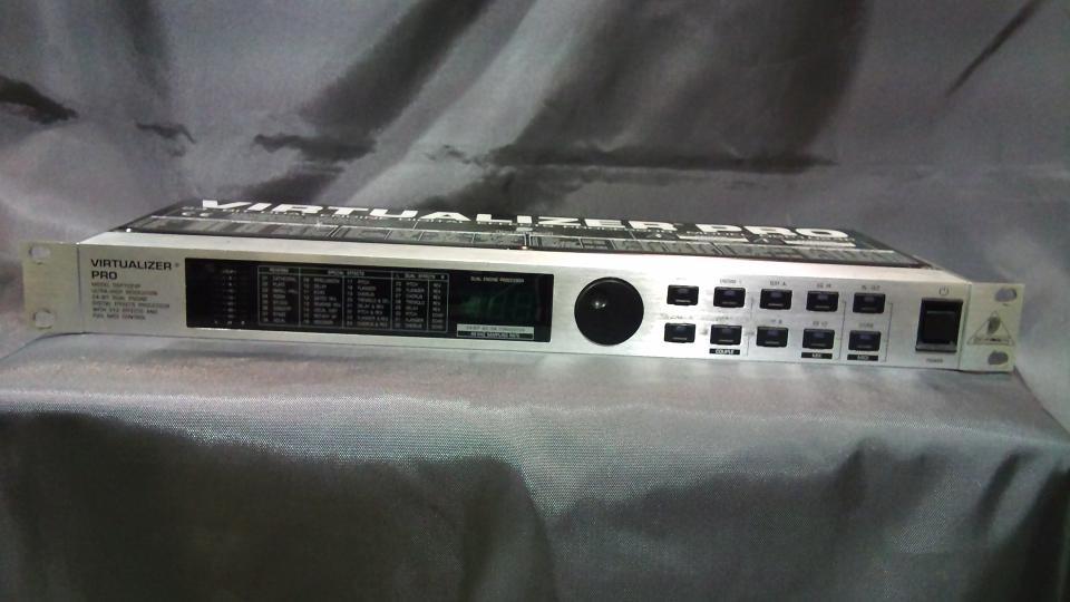 BEHRINGER VIRTUALIZER PRO DSP-1024P