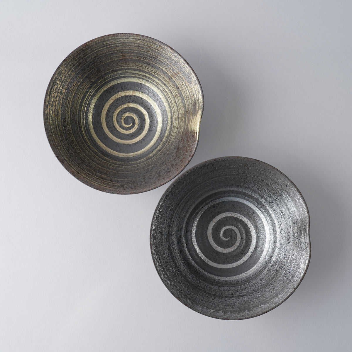 波佐見焼 黒吹 一方押ボウル 預け鉢 16cm 隆泉陶器の通販｜Studio1156