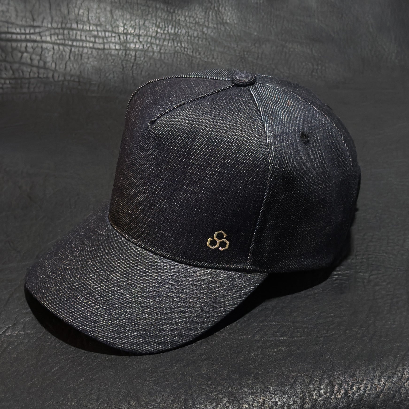 5Panel Embroidered Cap /CONTRABAND