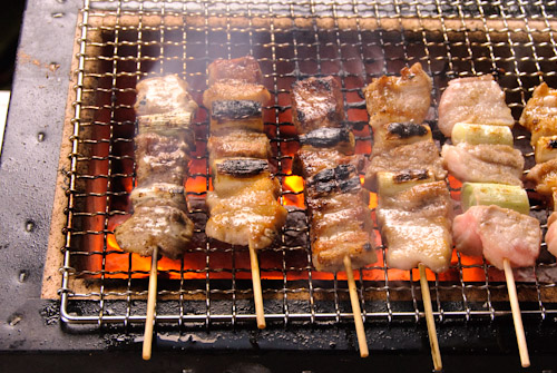 ポーラスセラミックス炭火コンロ長角七輪 BQ8F 2～4人用 網付