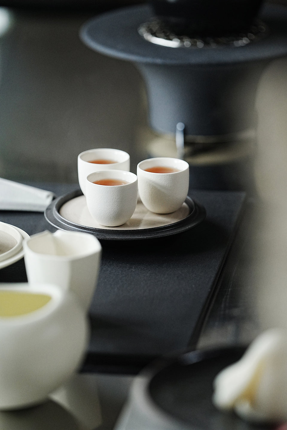 エッグシェルホワイトティーカップ 5個セット – 180andup