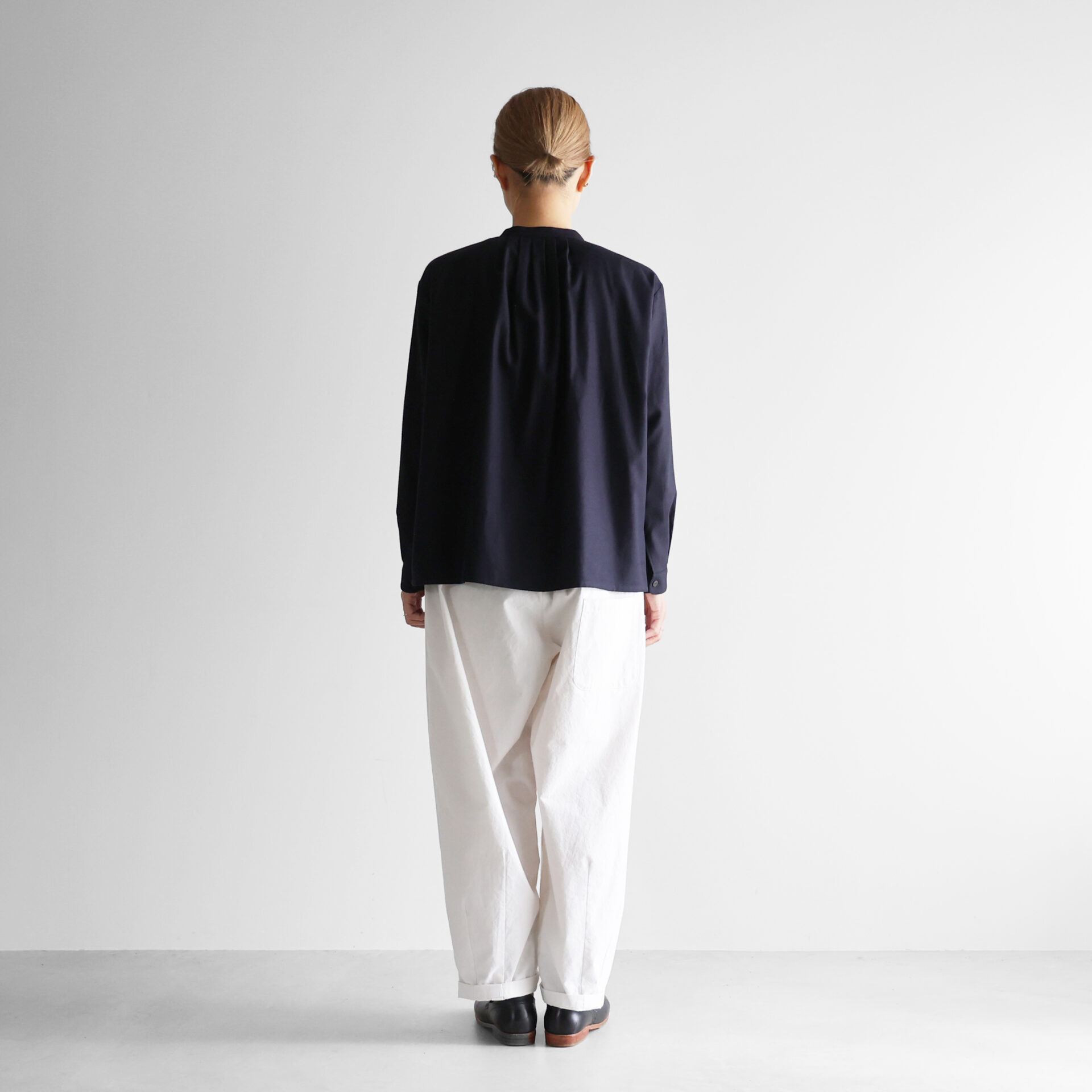 フランス綾タックブラウス U113をリリースしました／ – HUIS | 遠州織物