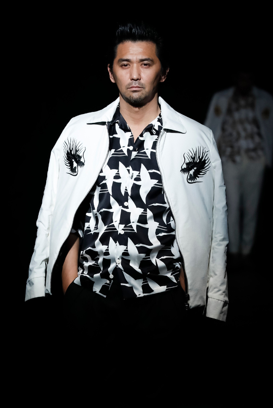 1PIU1UGUALE3 SOUVENIR DRAGON – OFF WHITE – | 1piu1uguale3 Osaka