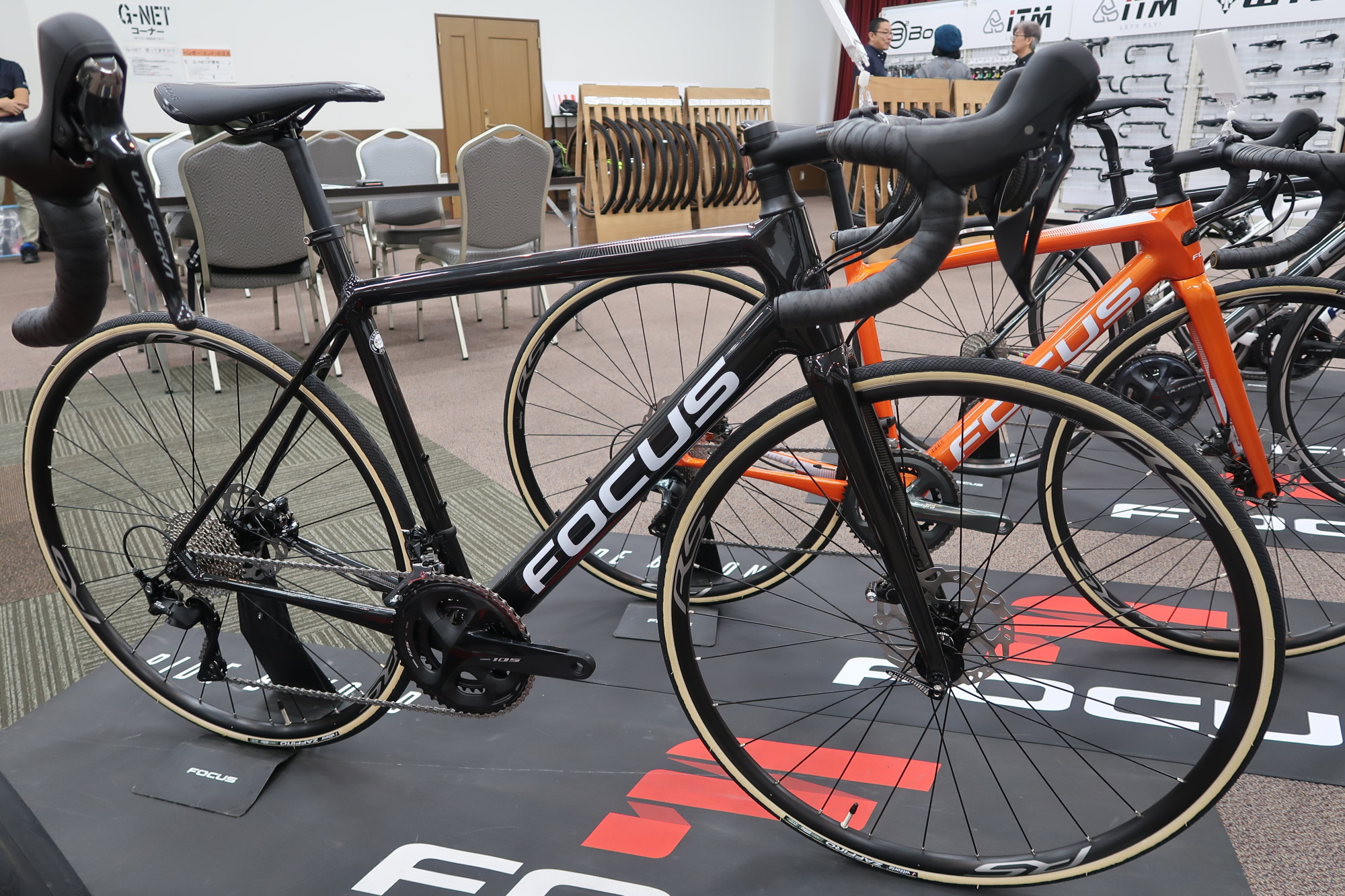 FOCUS(フォーカス) IZALCO RACE DISC 9.7 2020年モデル ロードバイク