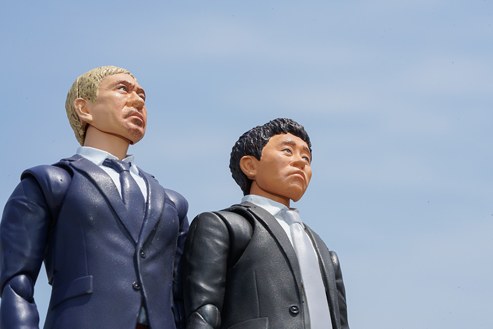 特別企画！S.H.Figuarts ダウンタウン “オモ写”記事公開！ | TAMASHII
