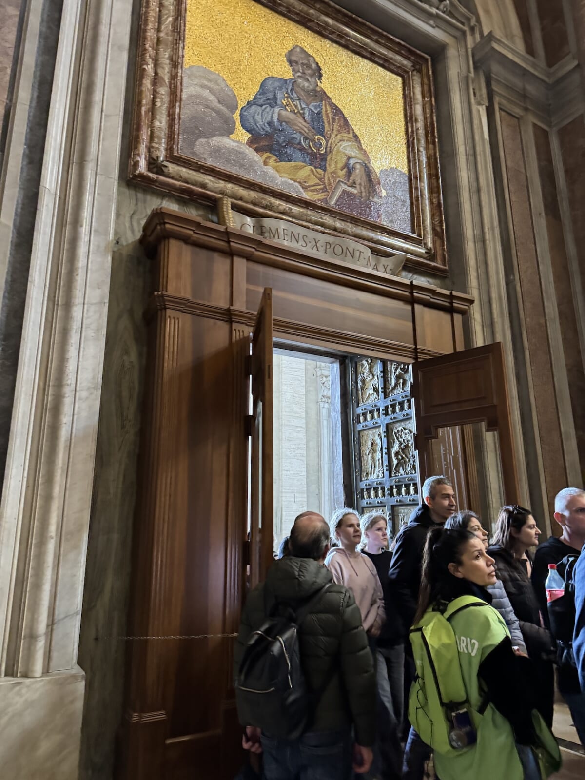 25年に一度しか開かない「聖なる扉」現地ルポ！】バチカン・サン