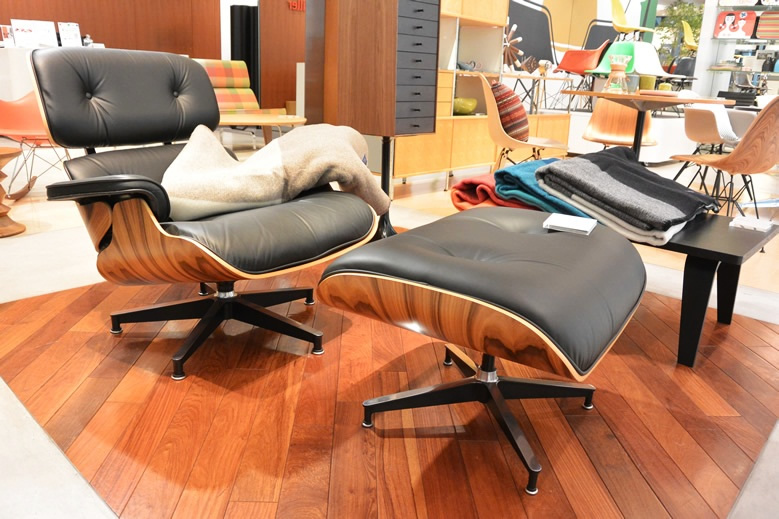 ブラニフ航空のスローが登場！ アレキサンダー・ジラード × ペン