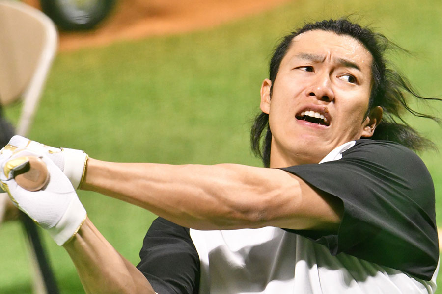 反響を呼んだ柳田悠岐の「チームロンゲ」Tシャツ着用 購入の真相と残る