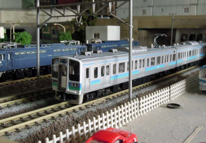 TOMIXの211系2000番台長野色: 光山市交通局のブログです