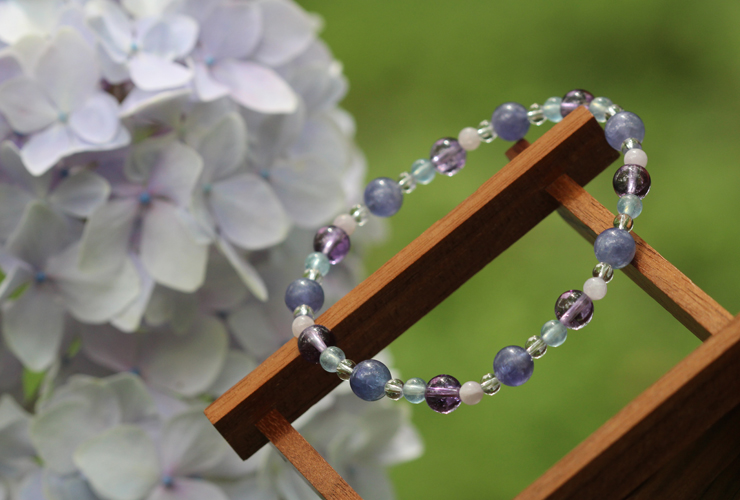 紫陽花」高品質タンザナイトブレスレット [ 天然石アクセサリー 天の根 ]